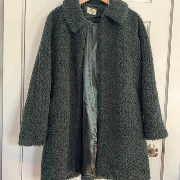 Marine Layer Aspen Coat in Green Gables - Picture 3 of 3